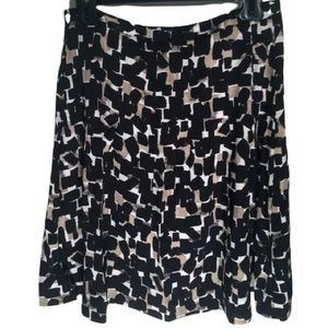 ❤️3/$25 WHBM Silk Black/Tan/White Block Print EUC